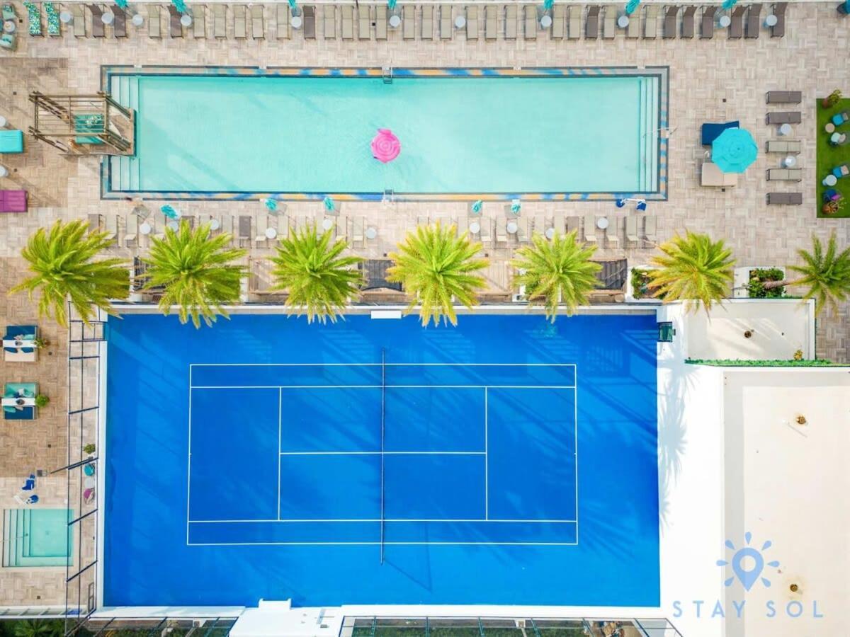 Wrap Around Balcony - Insane Views - Amazing Pools Apartman Hollywood Kültér fotó